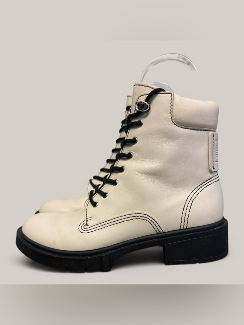 COACH Lorimer Lace Up Lug Sole Combat Leather Booties Chalk Sz 6 - Picture 3 of 12